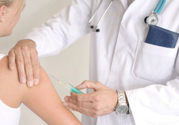 HPV ваксината намалила с 2/3 папилома вирусите при момичета