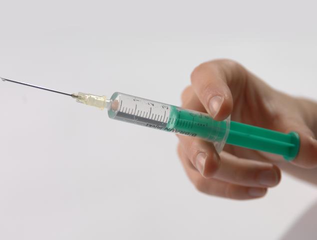 инжекция ваксина