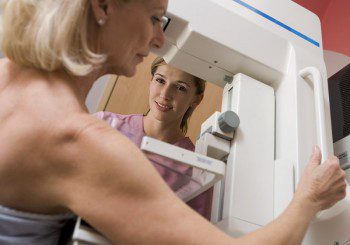 Кога се налага мамография и кога - ехография