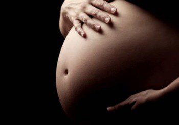Covid-ваксини при бременни са безопасни след 12-та гестационна седмица