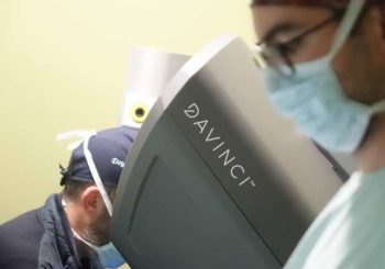 Операция с робот спаси бъбреците на двама пациенти