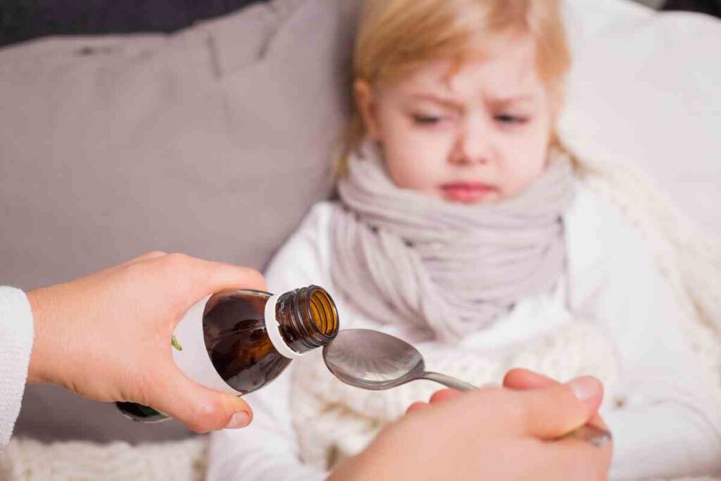 упорита кашлица при децата простуда и температура